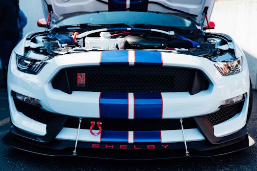 Ford V-8 engine showcased